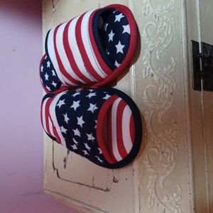 Dearfoams memory foam slippers